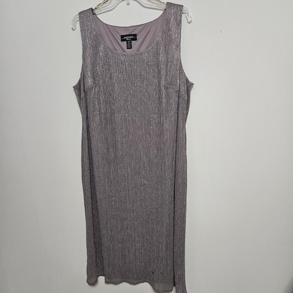 R&M RICHARDS Size 14W Shift Dress Taupe Shimmery Sleeveless Knee Length Lined